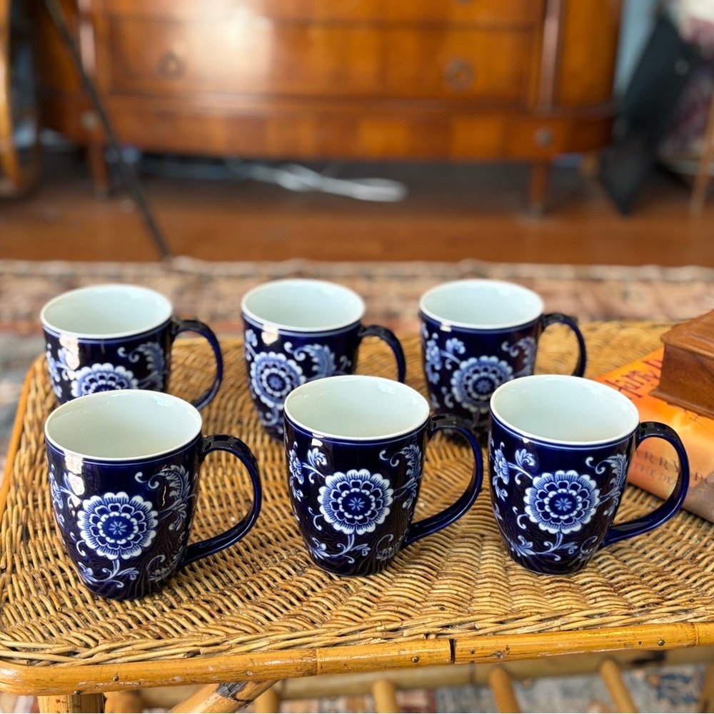 Pier 1 Navy and White RARE SET of Mandarin Collection Pocelain Mug Set of 6